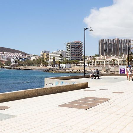 Black And White Apartment Free Wifi Los Cristianos  Εξωτερικό φωτογραφία