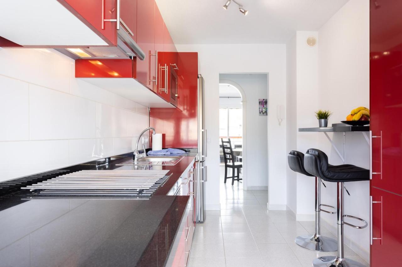Black And White Apartment Free Wifi Los Cristianos  Εξωτερικό φωτογραφία