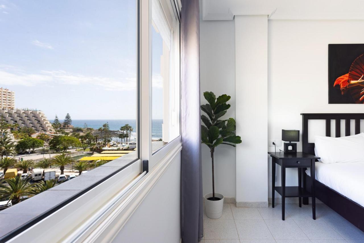 Black And White Apartment Free Wifi Los Cristianos  Εξωτερικό φωτογραφία