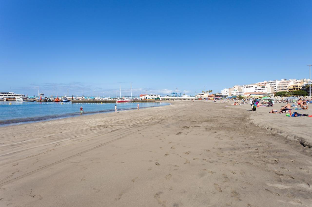 Black And White Apartment Free Wifi Los Cristianos  Εξωτερικό φωτογραφία